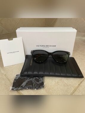 Victoria Beckham Black Cat-Eye Sunglasses